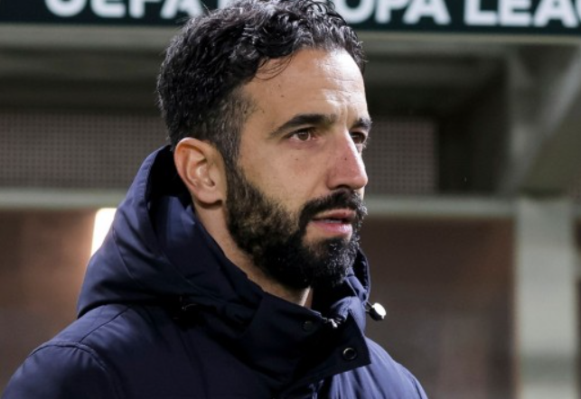 曼联4-2胜布莱顿：战术调整显成效，球员表现<a href='https://www.www.nairuan.cn/news/tag/1129545.html' style='color: blue;'>亮点</a>多