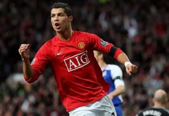 C罗950球里程碑闪耀沙特联赛,利雅得胜利完胜哈森姆