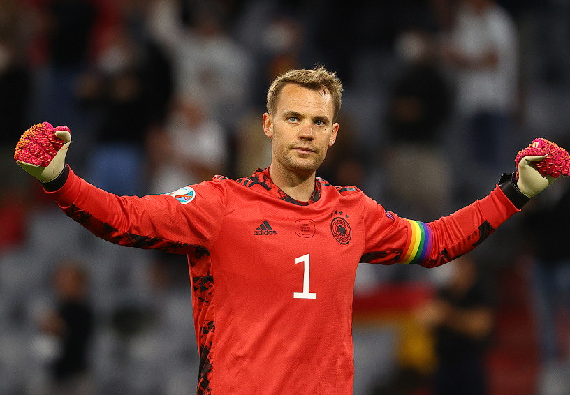 诺伊尔谈拜仁胜勒沃库森后展望巴黎对决:胜负五五开