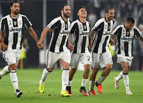 尤文图斯欧冠征程：在逆境中寻光，于绝境中重生