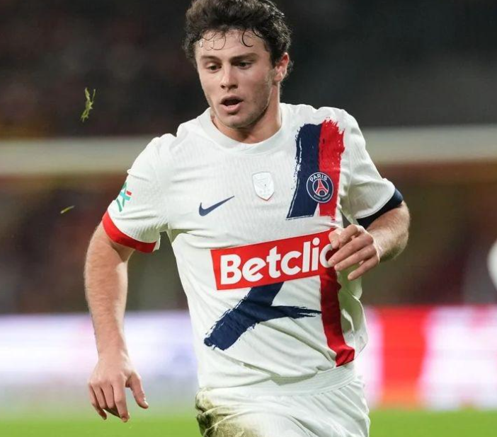 <a href='https://www.www.nairuan.cn/news/tag/263.html' style='color: blue;'>法甲</a>激战巴黎绝境逆袭，若昂-内维斯补时定乾坤