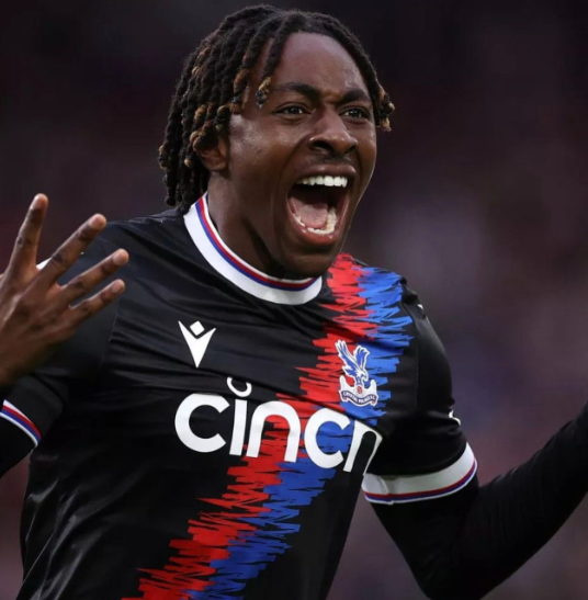 埃泽替补建功：英格兰世预赛奏凯，创队史独特纪录