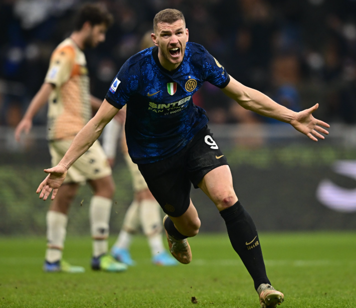 波黑世预赛强势突围:哲科宝刀未老,附加赛席位提前落袋