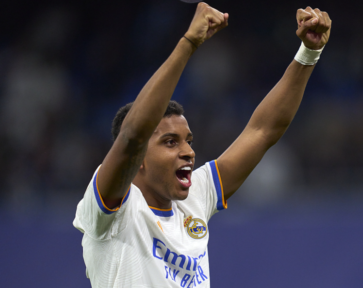 加拉塔萨雷有意租借罗德里戈,转会传闻引关注