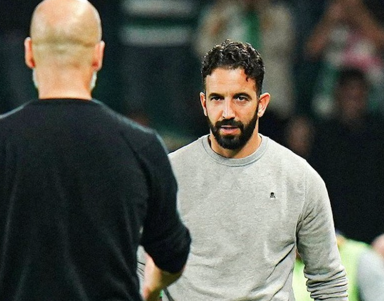 曼联主帅阿莫林：与媒体互动的独特风格