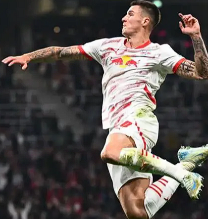 曼联锋线曙光:舍什科伤情明朗,12月初有望回归合练