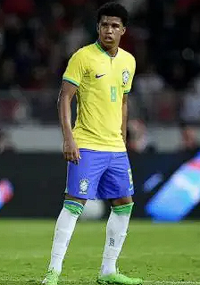 切尔西客场奏凯,桑托斯盛赞团队与胜利