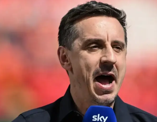 英超双雄困境:曼联与利物浦的积分博弈与信任危机