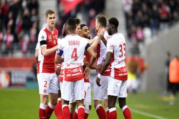 摩纳哥欧冠征途:逆境中绽放的坚韧之花