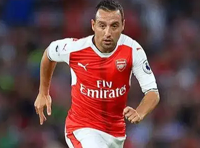 西甲赛场:卡索拉红牌风波与职业生涯轨迹