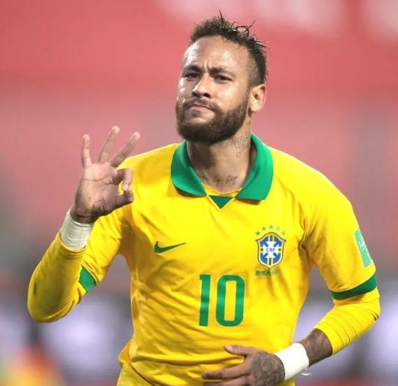 巴甲末轮:内马尔助力桑托斯保级,畅谈未来规划与赛季感悟